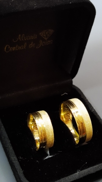 PAR DE ALIANÇA 18K